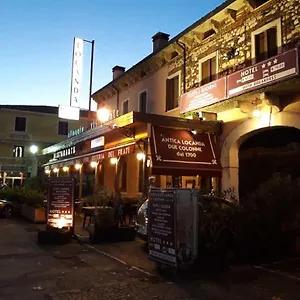 Отель Due Colonne, Сан Бонифацио
